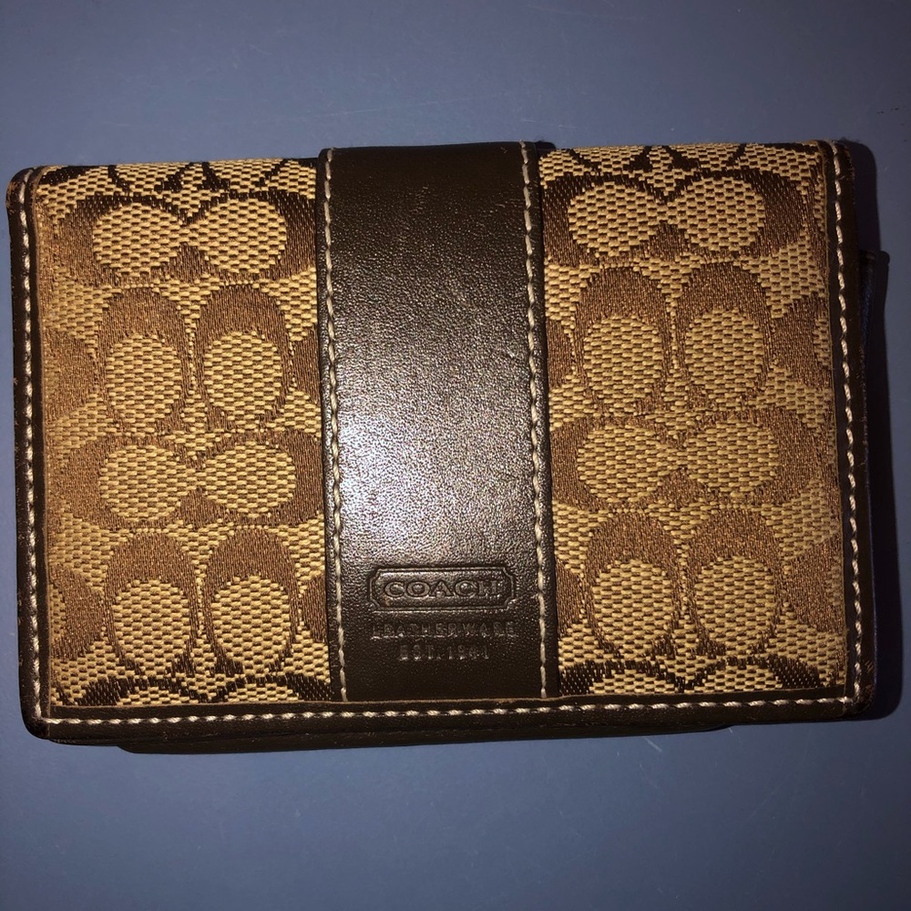 Coach card holder